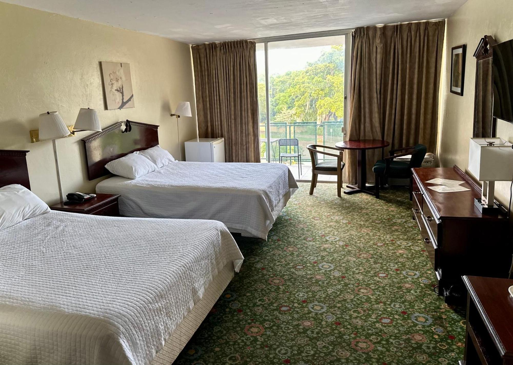 Hotel Chateaubleau โครอลเกเบิลส์ ภายนอก รูปภาพ