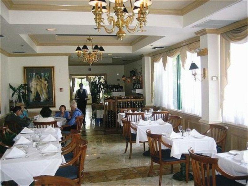 Hotel Chateaubleau โครอลเกเบิลส์ ร้านอาหาร รูปภาพ
