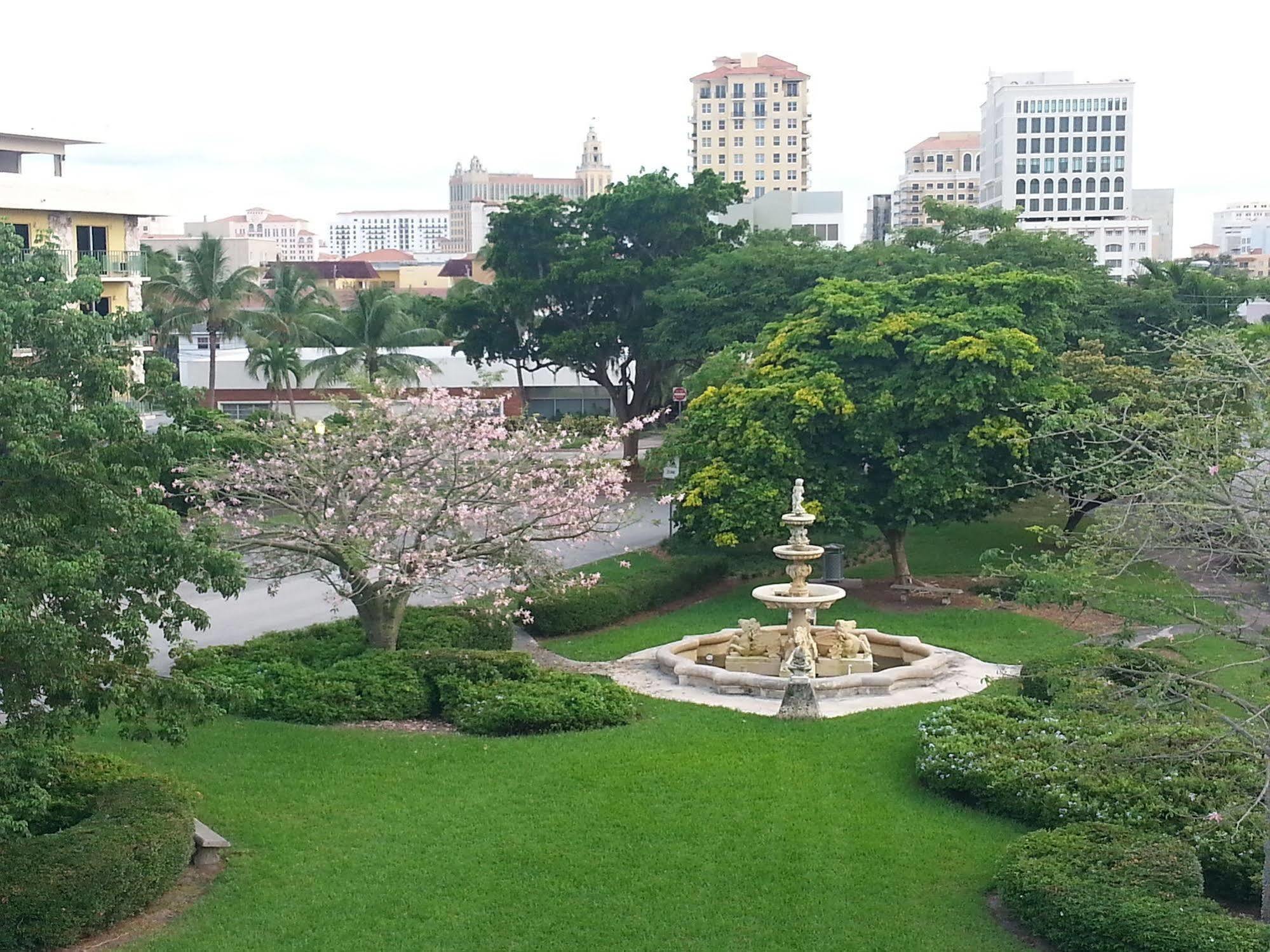 Hotel Chateaubleau โครอลเกเบิลส์ ภายนอก รูปภาพ