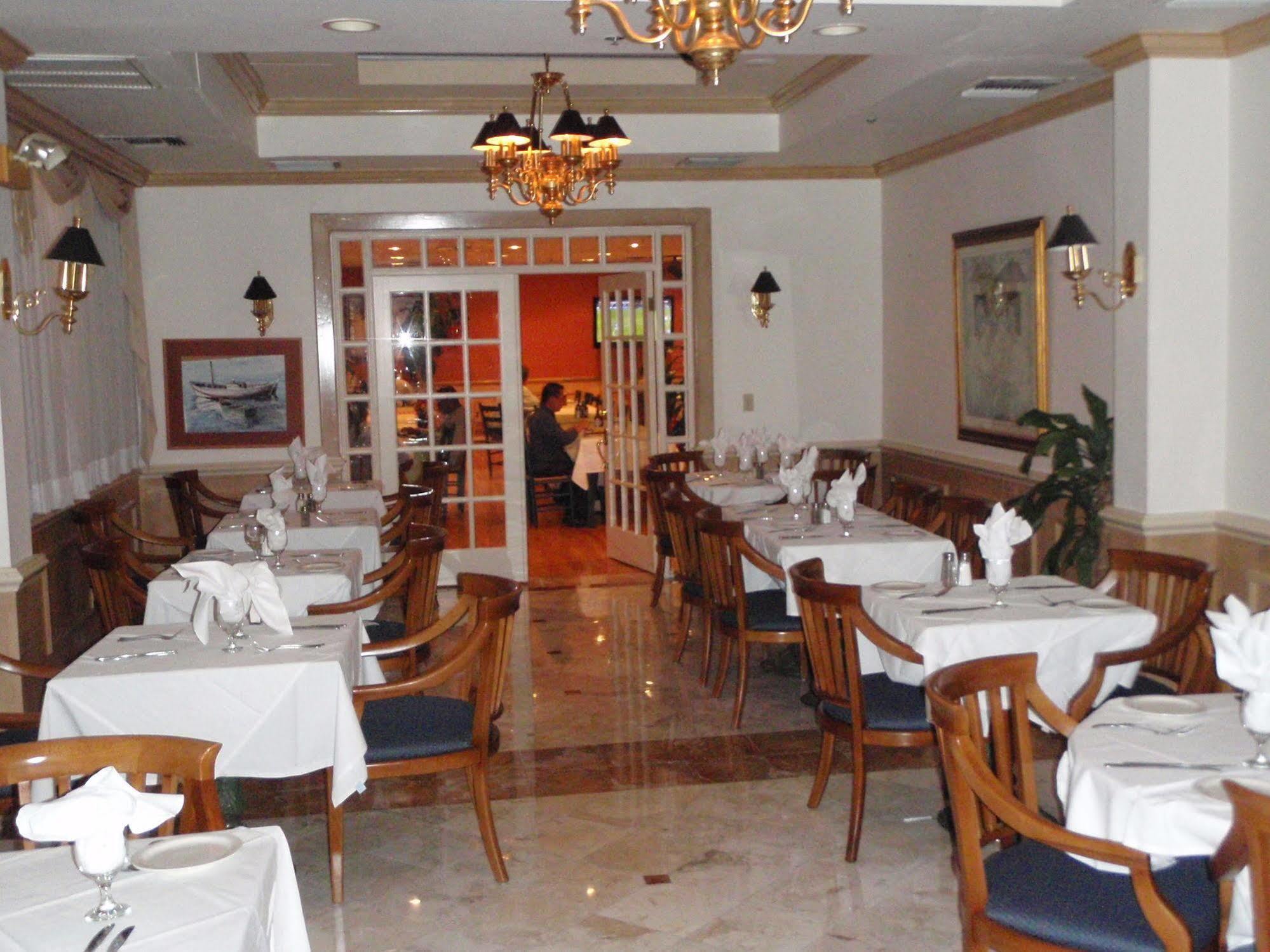 Hotel Chateaubleau โครอลเกเบิลส์ ภายนอก รูปภาพ